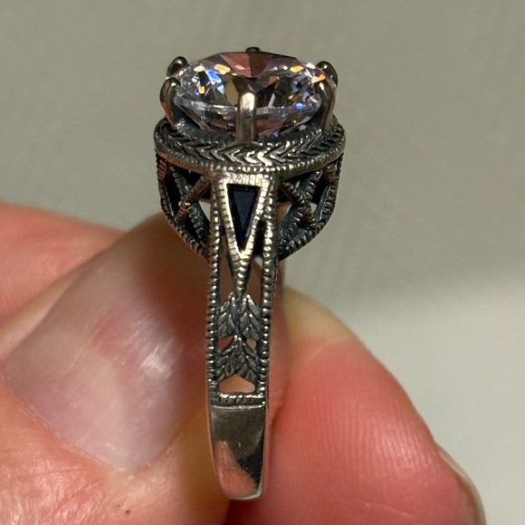 Antique reproduction ring - Picture 11 of 12